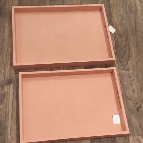 Home District Contemporary Pink Faux Leather Vanity Tray Set w/Handle - Picture 6 of 8